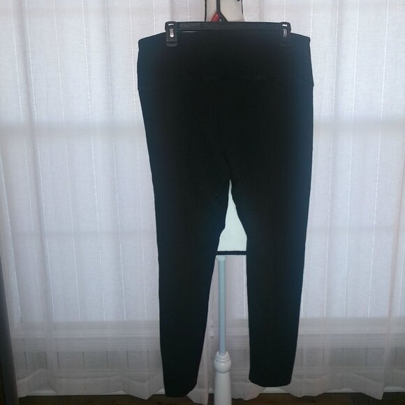 PINK BY VICTORIA SECRET Black Legging with PINK Logo on Left Cuff XXL - Picture 2 of 7